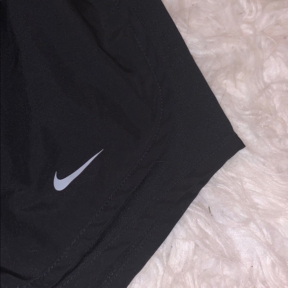 Nike Black running Shorts - Picture 2 of 2